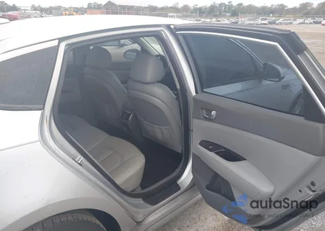 2016 Kia Optima Ex z USA, uszkodzony, nr VIN 5XXGU4L30GG051846